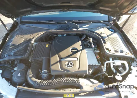 2018 Mercedes-Benz C 300 из США, поврежденный, VIN 55SWF4JB5JU246284